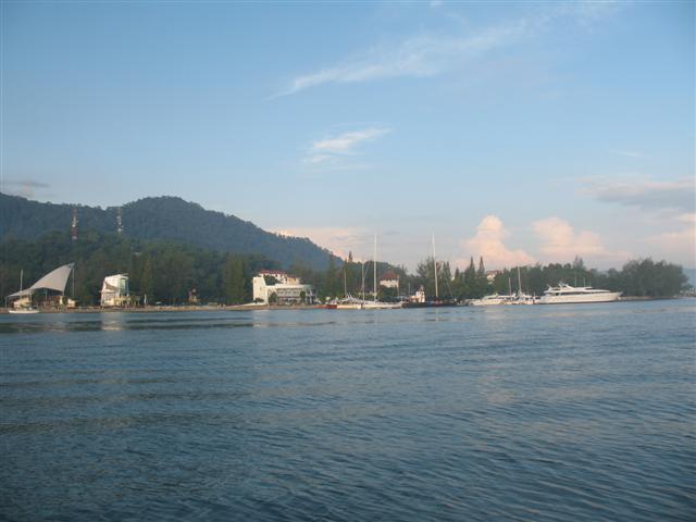 21. července 2008: Lumut Lumutský jachtklub